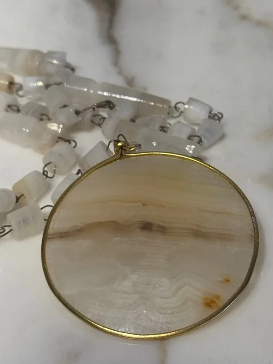70s Vintage Agate Pendant Necklace - Picture 6 of 8